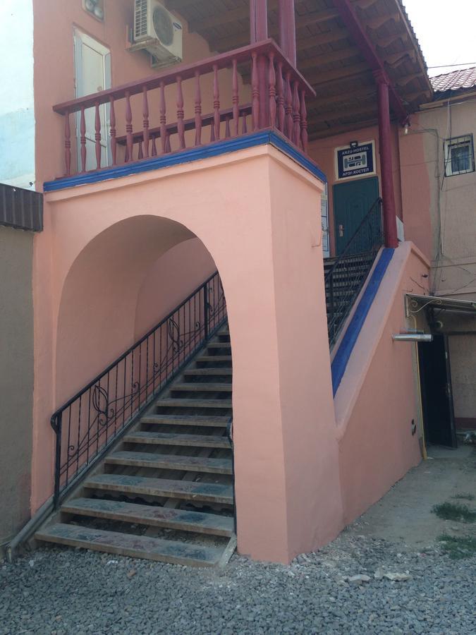 Hostel Arzy Atyraū Esterno foto